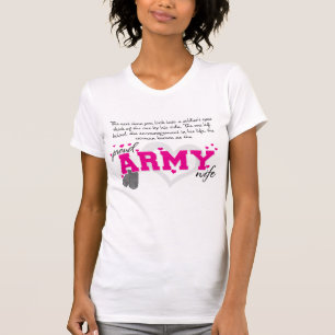 兵士の目-誇り高い軍隊の妻に Tシャツ