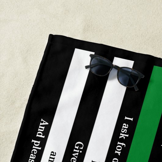 兵士の祈りの言葉パーソナライズされた薄い緑の線 ビーチタオル (インサイチュ)