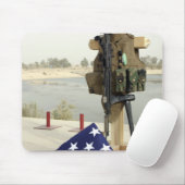 兵士の落ちたギア マウスパッド (マウス)