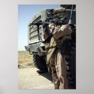 兵士は海兵隊員に保証を提供します ポスター