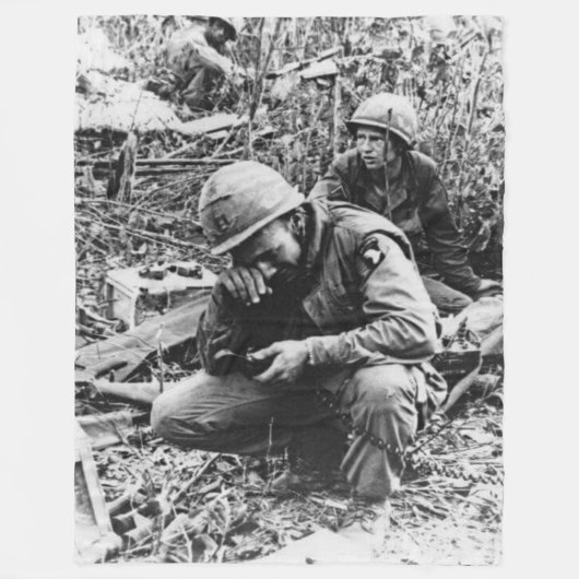 兵士泣き叫び フリースブランケット (正面)
