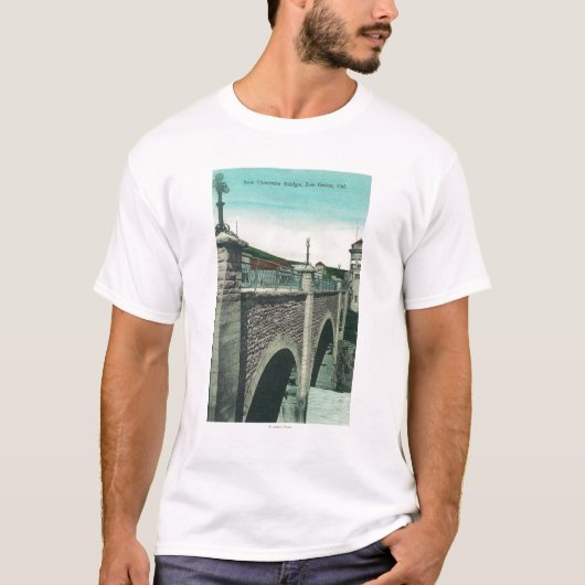 具体的なBridgeLos Gatos、カリフォルニアの眺め Tシャツ (正面)