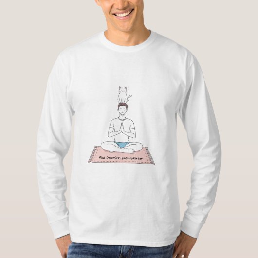 内なる平穏、外なる猫 Tシャツ (正面)