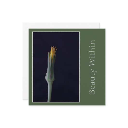 内なる美しさ エレガントな花のイエローとグリーンの色合い カード (正面/裏面インサイチュ)