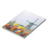 内の運河に沿って風車とチューリップ ノートパッド (回転)