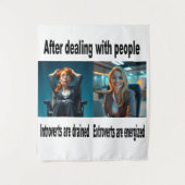 内向性と外向性のためのウォールアート タペストリー (正面)