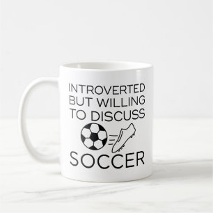 内向的だがサッカーについて話し合う コーヒーマグカップ