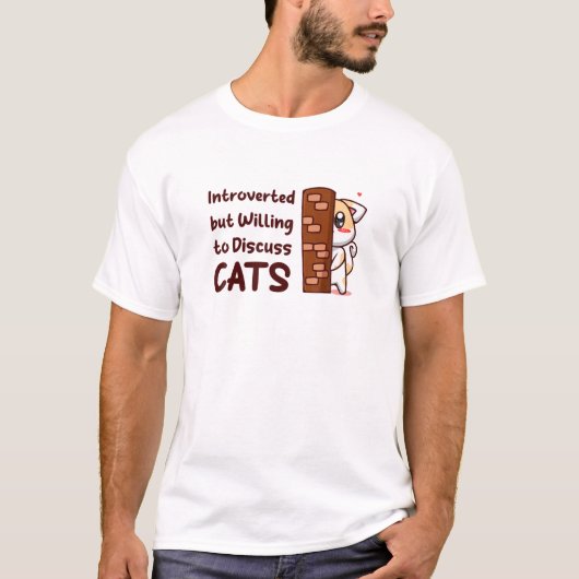 内向的だが猫は内気おもしろいだ Tシャツ (正面)