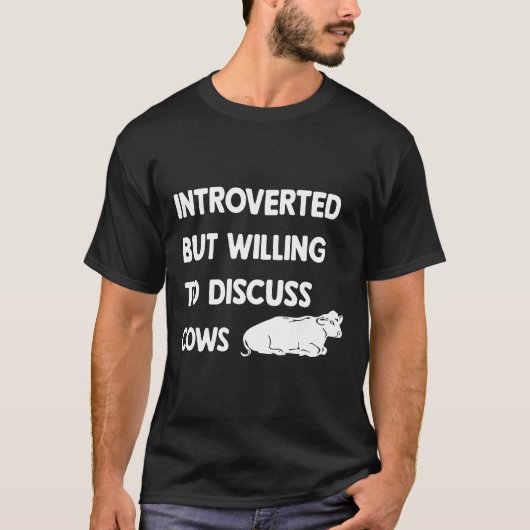 内向的だけど牛の話ならするよ Tシャツ (正面)