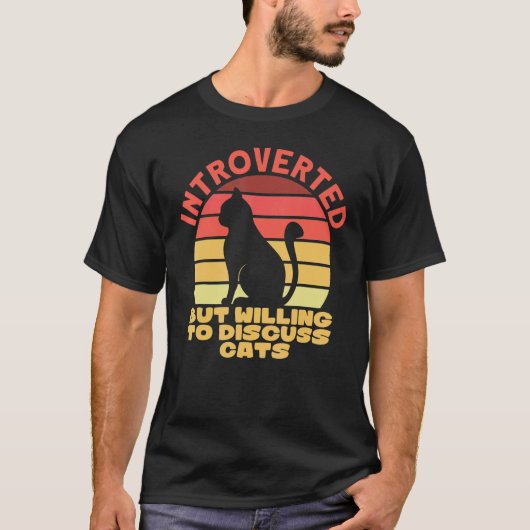 内向的だけど猫の話ならするよ Tシャツ (正面)