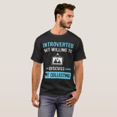 内向的なアートコレクター Tシャツ (正面フル)