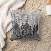 内戦の枕 クッション (ブランケット)