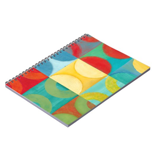 円とポップ・アートの正方形を使用した明るいアート ノートブック (左側)