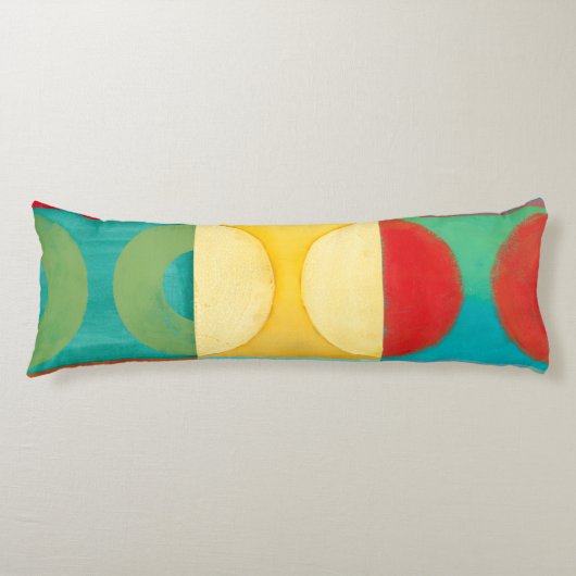 円とポップ・アートの正方形を使用した明るいアート ボディピロー (正面)