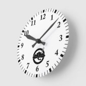 円に鶴の形をした銀杏 ラウンド壁時計 (傾斜)