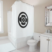 円の中の木工 シャワーカーテン (インサイチュ)