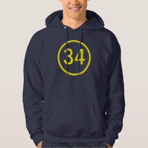 円の中の34番 パーカ