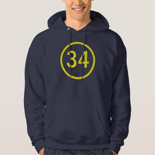 円の中の34番 パーカ (正面)