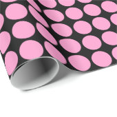 円の斑点 – 黒にピンク ラッピングペーパー (ロールコーナー)