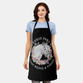 円ポニーロゴホース エプロン (着用した状態)