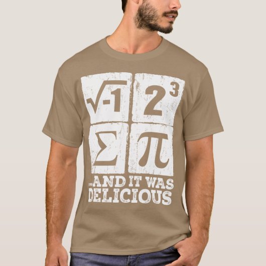 円周率を食べちゃったTシャツ 面白い パイを食べた 数学オタク Tシャツ (正面)