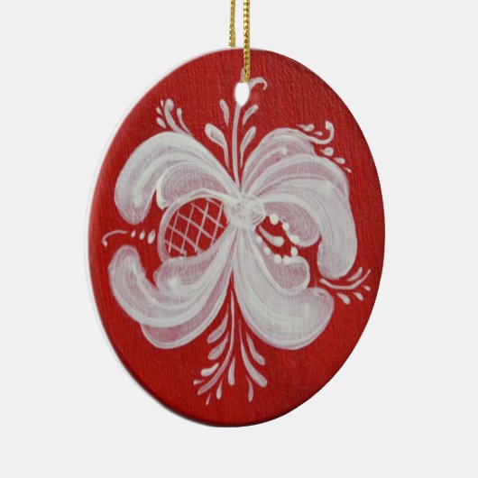 円形のノルウェーの陶磁器のオーナメント セラミックオーナメント (右)