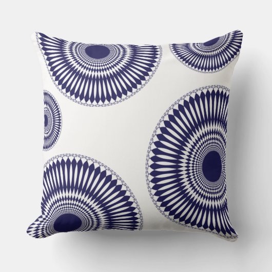 円形のモダンで青く写実的な円の抽象デザイン クッション (正面)