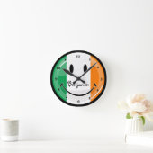 円形の微笑のアイルランドの旗 ラウンド壁時計 (ホーム)