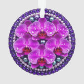 円形の紫の蘭の花輪 オーナメント (裏面)