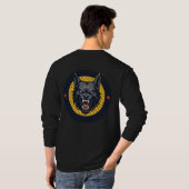円形デザインの凶猛なオオカミのイラスト Tシャツ (裏面フル)