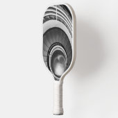 円形階段BW ピックルボールラケット (左)