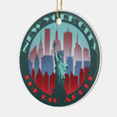 円形NYC大きいApple セラミックオーナメント (左)