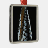 円錐形の貝2 メタルオーナメント (右)