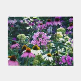 円錐花のピンクのガーデンフロックスの風景 ドアマット