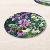 円錐花のピンクのガーデンフロックスの風景 ラウンドペーパーコースター (アングル)