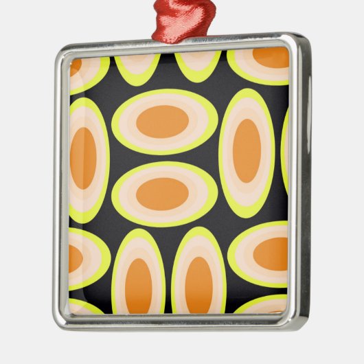 円 メタルオーナメント (左)