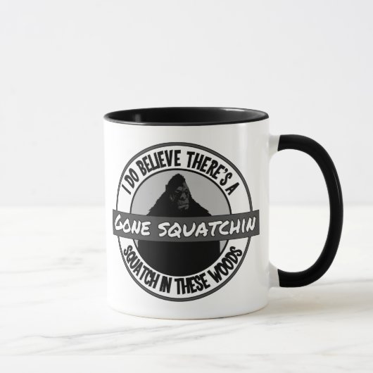 円-行ったSquatchin -これらの森のSquatch マグカップ (右)