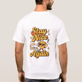 再び勝つ優しい気持ちトロフィーデザイン Tシャツ (裏面)