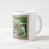 再び捕まる ジャンボコーヒーマグカップ (正面右)