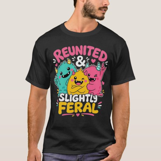 再会して少し荒ぶるかわいい家族の仲間たち Tシャツ (正面)