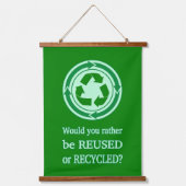 再利用とリサイクル 吊り下げ型タペストリー (正面)