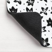 再構築された花柄 – 無彩色ゴシック マウスパッド (コーナー)