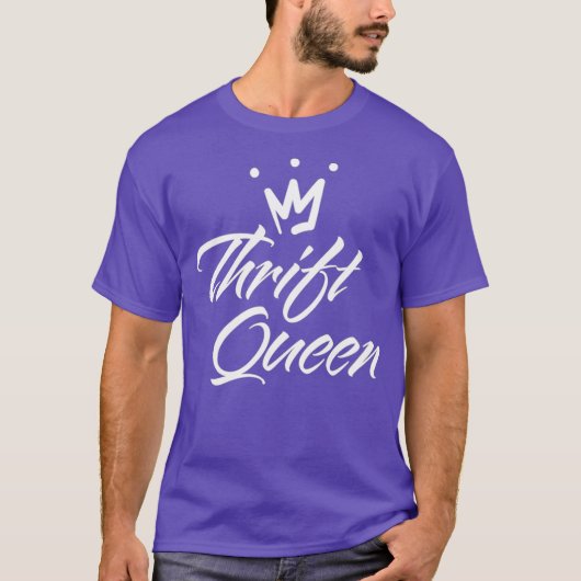 再販業者の贈おもしろいり物「THRIFT QUEEN THRIFTING」 Tシャツ (正面)