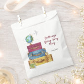 冒険がスーツケースを待ち受け遠くにる フェイバーバッグ (クリップ留めされた状態)