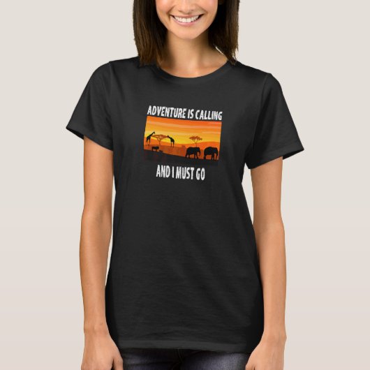 冒険が呼びかけるサファリ Tシャツ (正面)