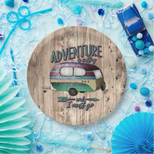 冒険が呼び出され、私はミントパープルカムに行かなければならない ペーパープレート