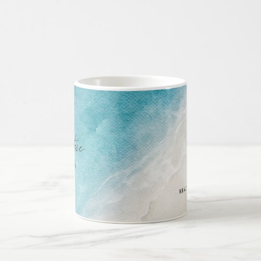 冒険が始まるビーチ結婚式 コーヒーマグカップ (中央)