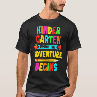 冒険が始まる幼稚園 Tシャツ