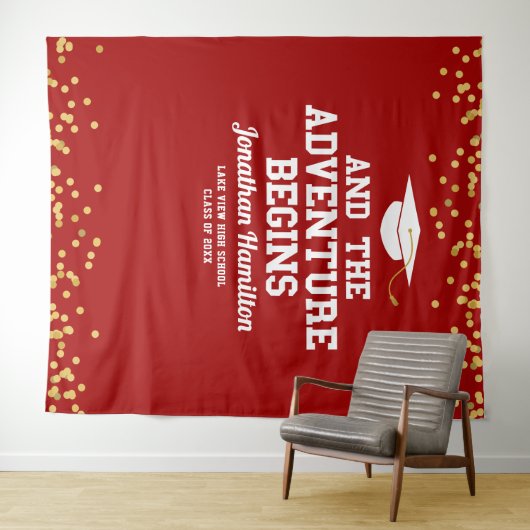 冒険が始まる赤い金ゴールドグラードパーティー背景 タペストリー (インサイチュ(横))