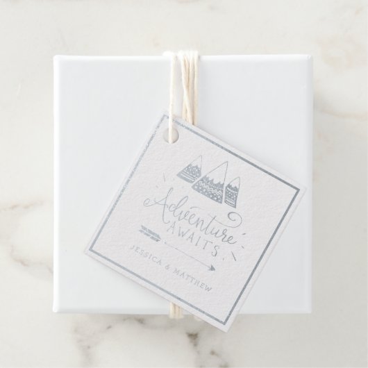 「冒険が待ち受けている」冒険をテーマにした赤ちゃんシャワー フェイバータグ (箱)